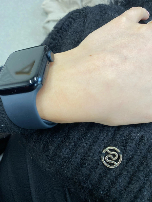 Lovely river island black hat and scarve knitted duo one size JH001