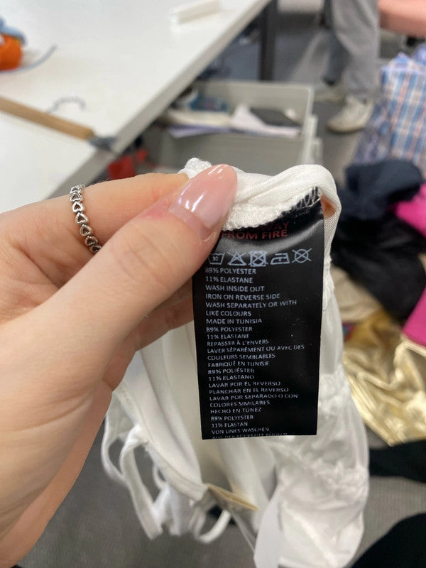 Lovely urban outfitters white ruched crop strap top UK S SD002