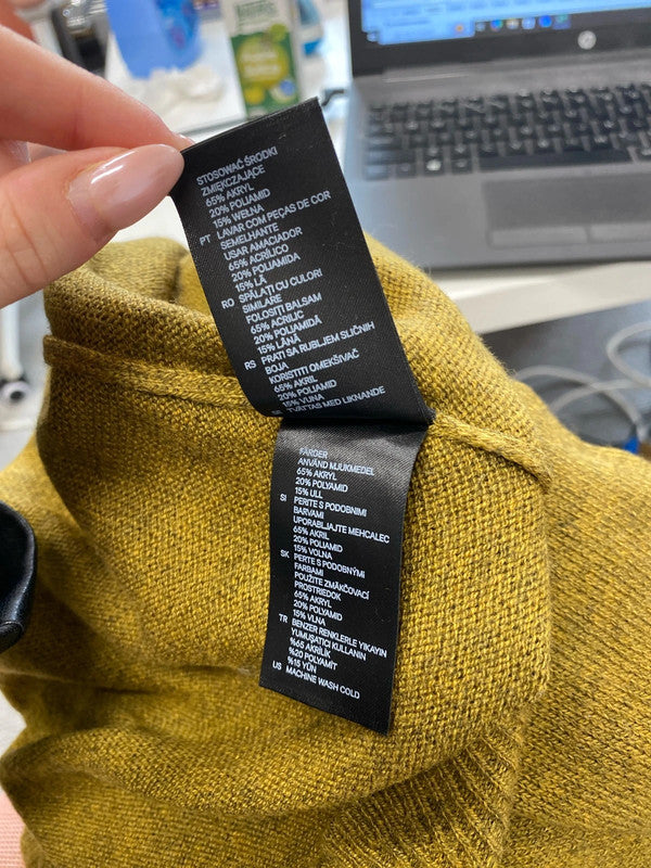 Lovely H&M Green khaki zip back jumper UK L KM003