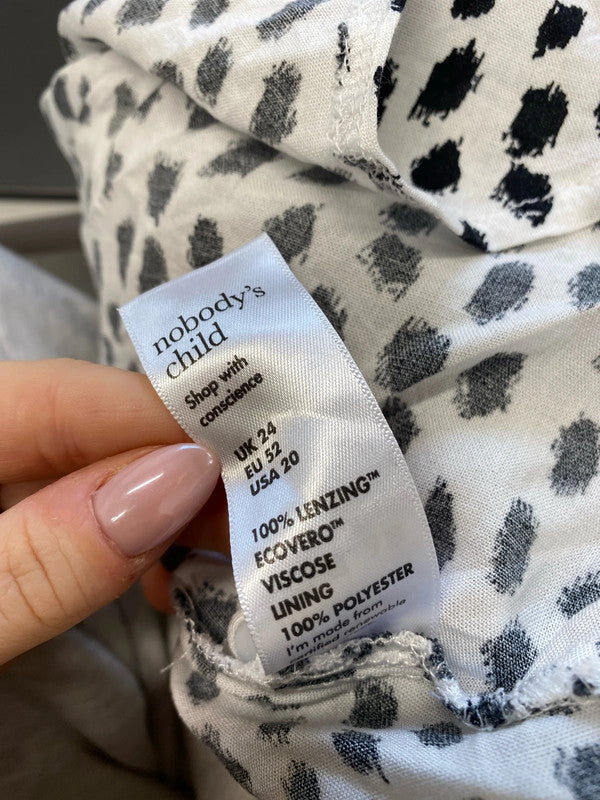 Stunning nobody’s child black white spotted tie waist dress UK 24 RM002