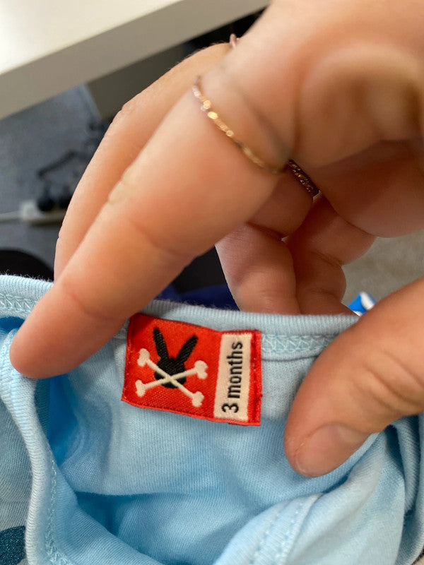 Fun and adorable Boys bundle Polarn O.Pyret No Added Sugar #5 age 4-6 months JP001