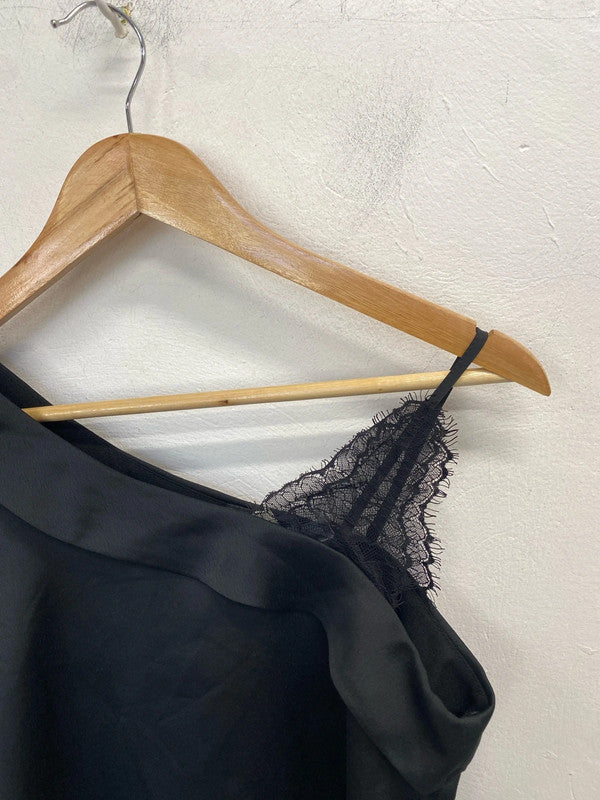 Lovely river island black sexy lace strap one shoulder top UK 10 LN001