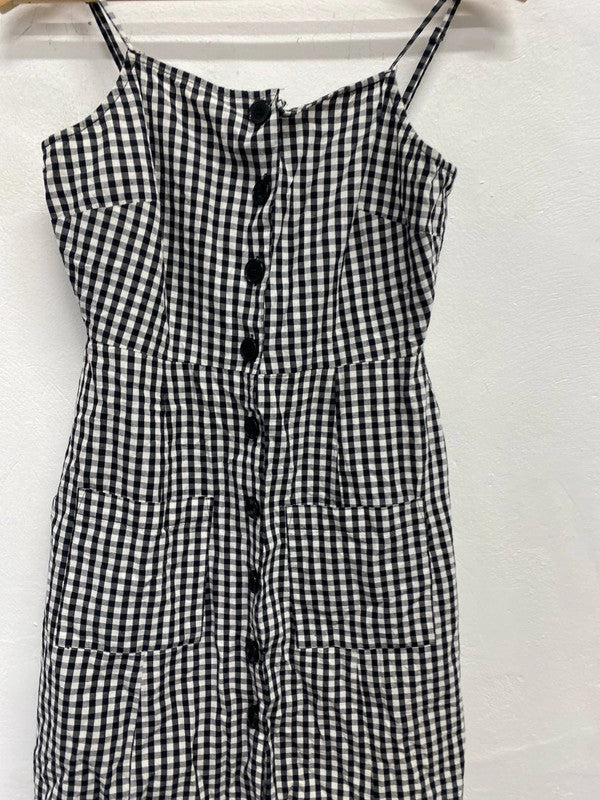 Fabulous asos design black white picnic checked mini dress UK 6 KM004