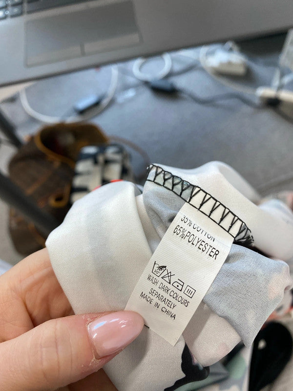 Lovely duo of unbranded floral dresses midi Uk L / XL JB005