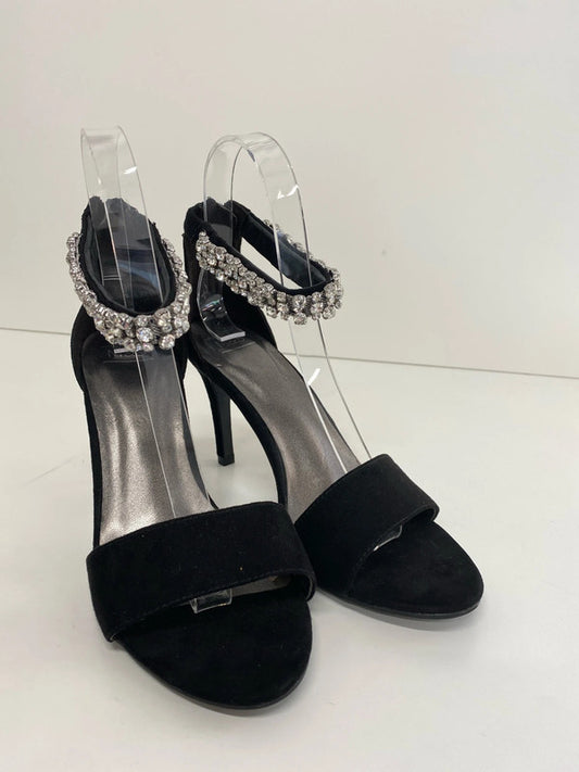 Fabulous M&S Insolia ankle strap embellished sandals Parties or events Uk4 GW001