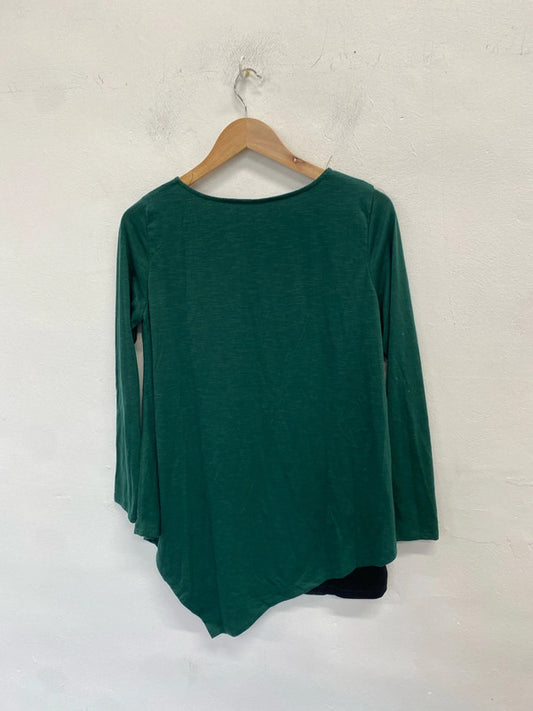 Lovely lesara Forrest green and black jersey top UK M LW005