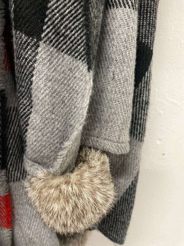 Cute cosy scarf faux fur Pom poms grey check LC
