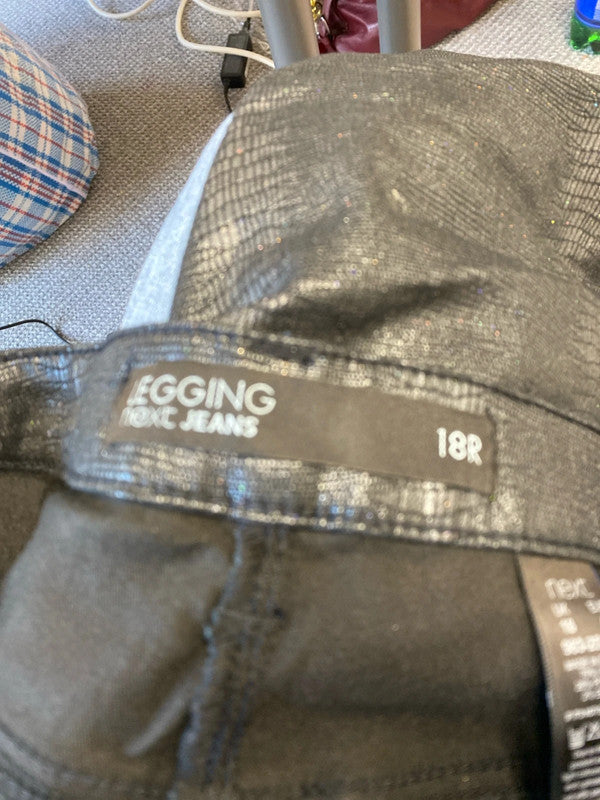 Fabulous Next Legging Jeans in shimmery faux snakeskin Uk18R YM001