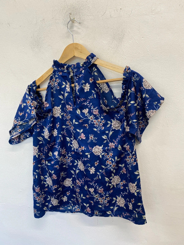 Fabulous Lipsy Oriental cold shoulder top Uk14 party nights GW001