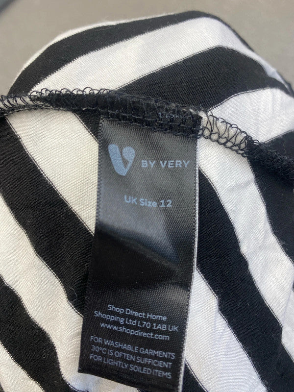 Stunning very black white stripe maxi summer dress UK 12 GJ001