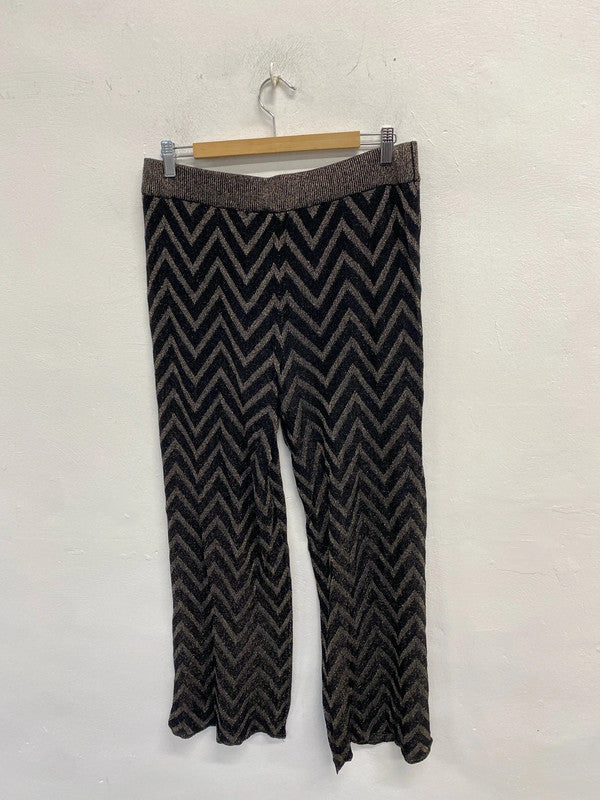 Stunning only black gold metallic thread zig zag wide leg UK XL LB001
