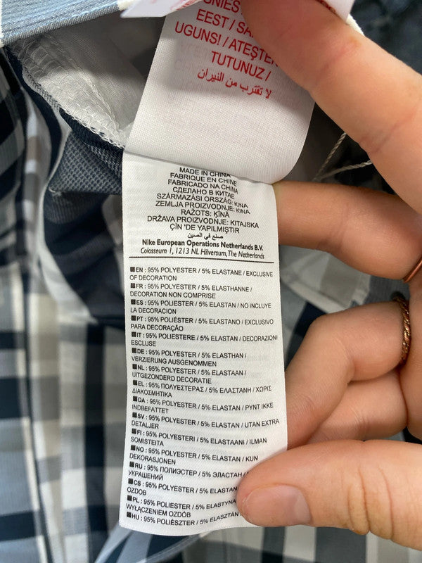 Fabulous men’s Nike plaid tech shorts size XL JP001