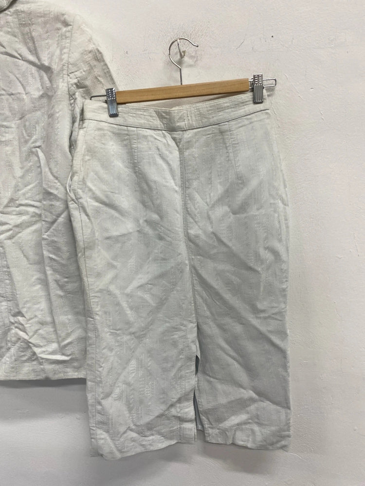 Fabulous Vintage 1980’s St Michael’s M&S embroidered suit Uk10/12 EC003