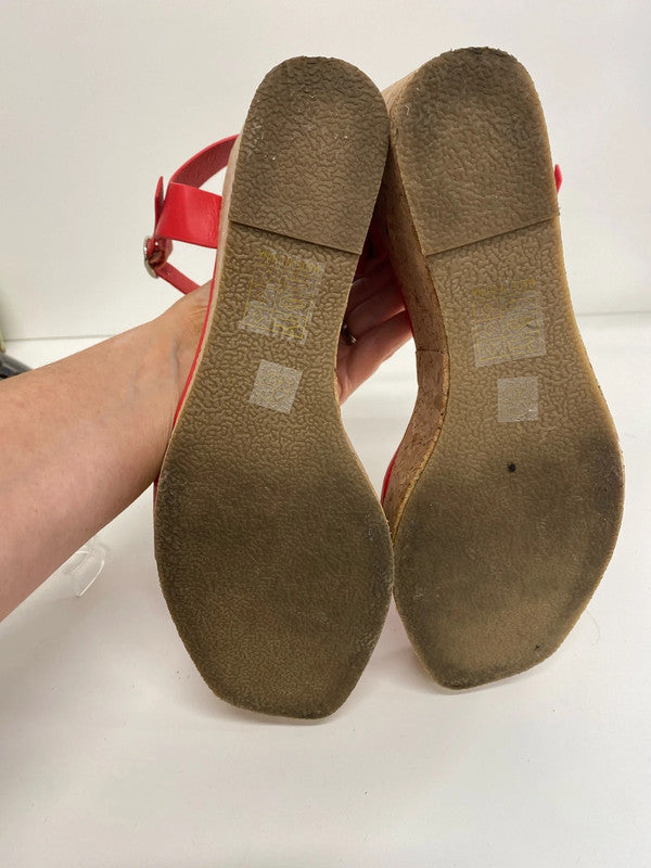 Fabulous Truffle Cherry Red wedge summer fun party Uk7 AB024