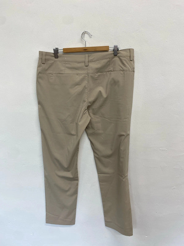 Classic men’s beige calvin klein golf trousers w 38 l 33 LO442