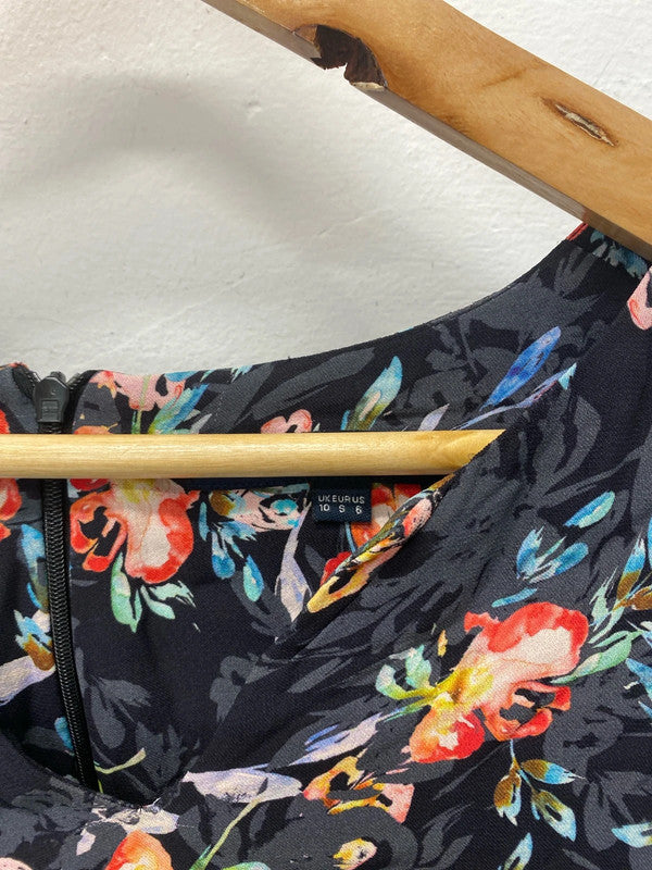 Fabulous bundle of Summer dresses Joules uk10 stunning KR0022