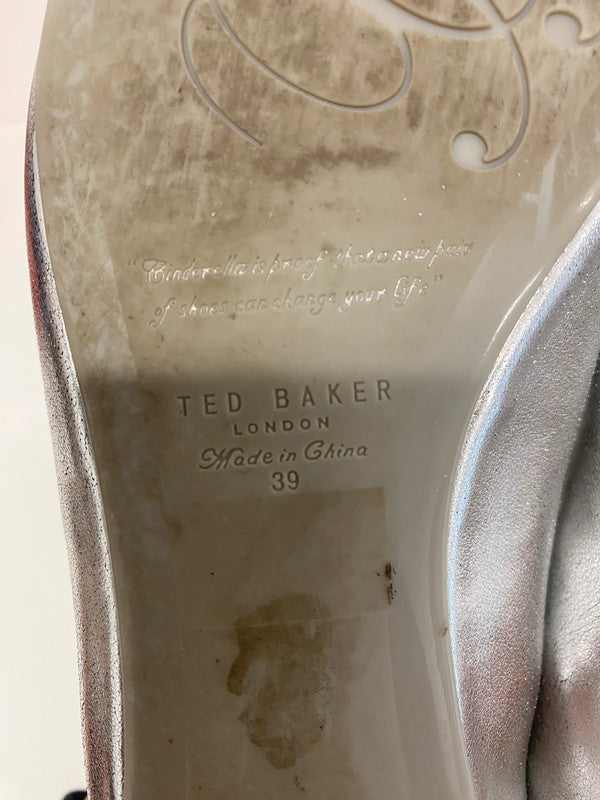 Fabulous Ted Baker Silver Bow Accent Coquette Ballet Flats UK6 MW001