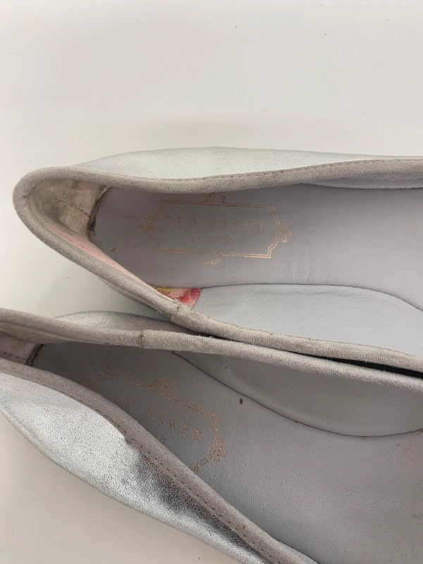 Fabulous Ted Baker Silver Bow Accent Coquette Ballet Flats UK6 MW001
