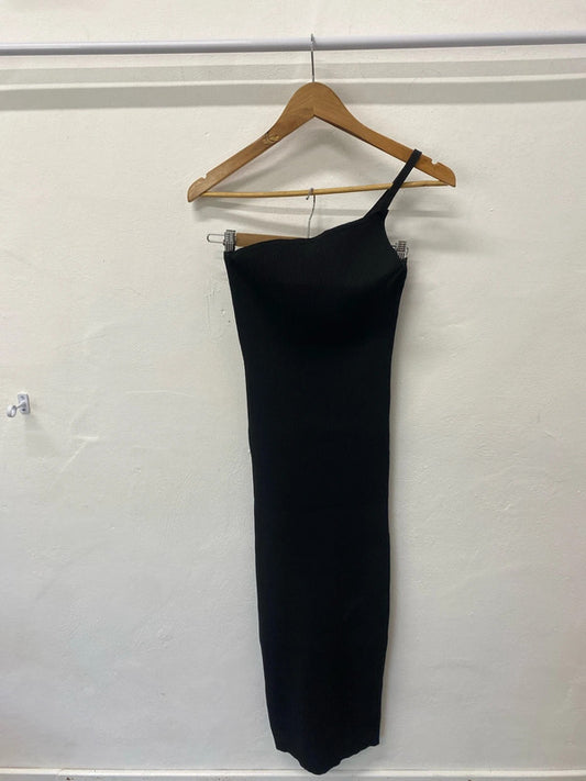 Stunning Pretty Little Thing black one shoulder rib knitted maxi UkM LT272