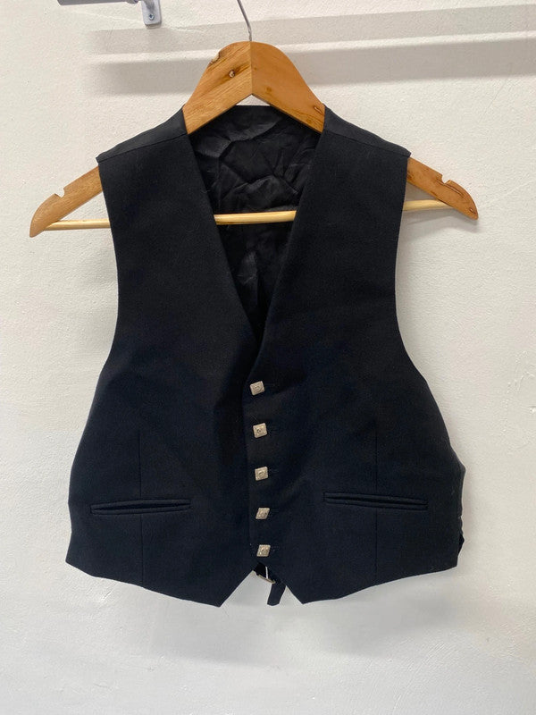 Prince Charlie Black Scottish Waistcoat 40R Traditional ex hire #66 MD001