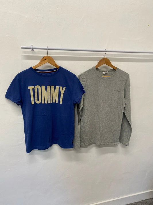 Fabulous duo of Designer t shirts Teenager duo Tommy Hilfiger UkS #32 GM143