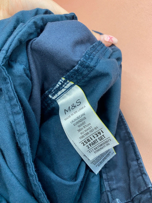 Classic men’s bundle of navy cargo and chino shorts route one next W34-36 #64 GM143