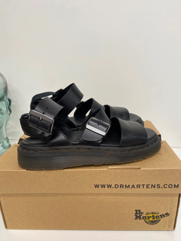 Fabulous Dr. Martens Gryphon Sandals 4 Black leather ZB458