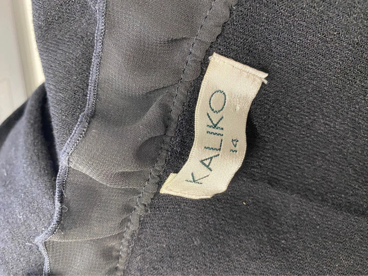 Gorgeous kaliko black frill hem bolero cardigan UK 14 AT002