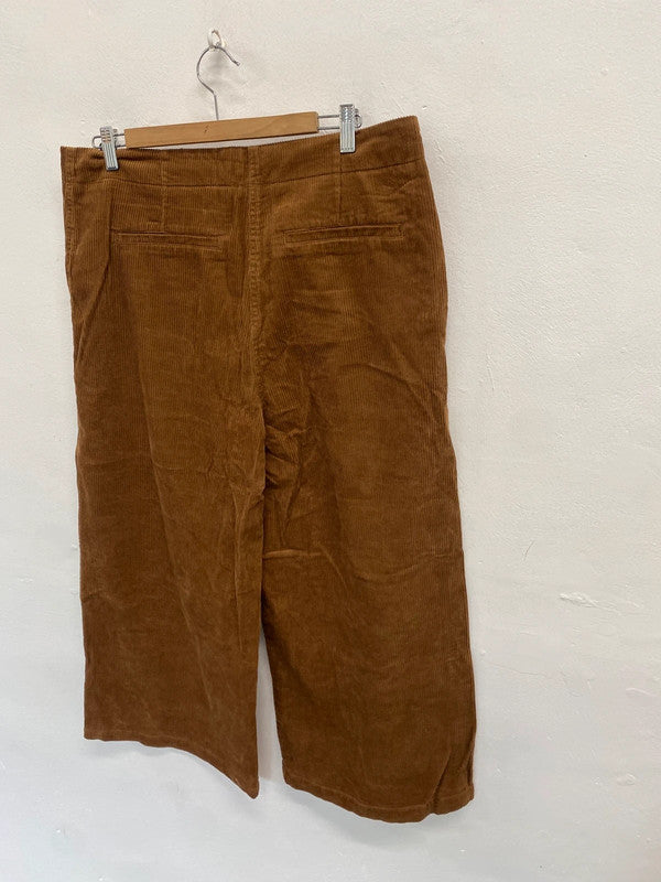 Fabulous white stuff brown cord wide leg crop trousers UK 16 JC470