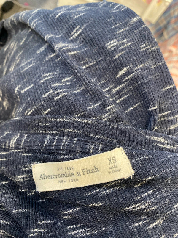 Lovely Abercrombie & fitch navy long sleeve top UK xs AE001