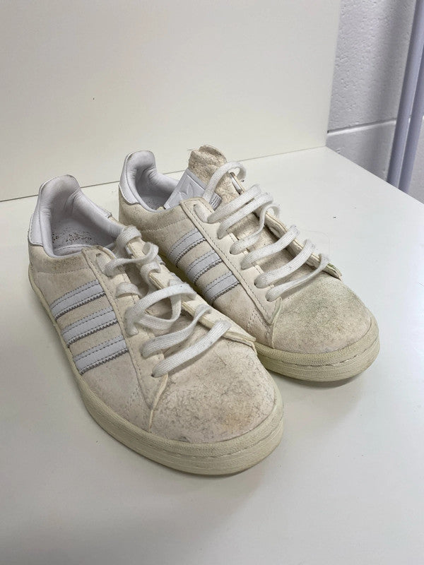 Fabulous Adidas Campers 80’s cream white trainers Uk4 KD001
