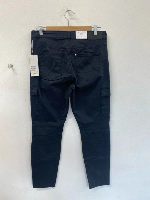 Fabulous H&M cargo slim jeans navy 31” BNwT KM003