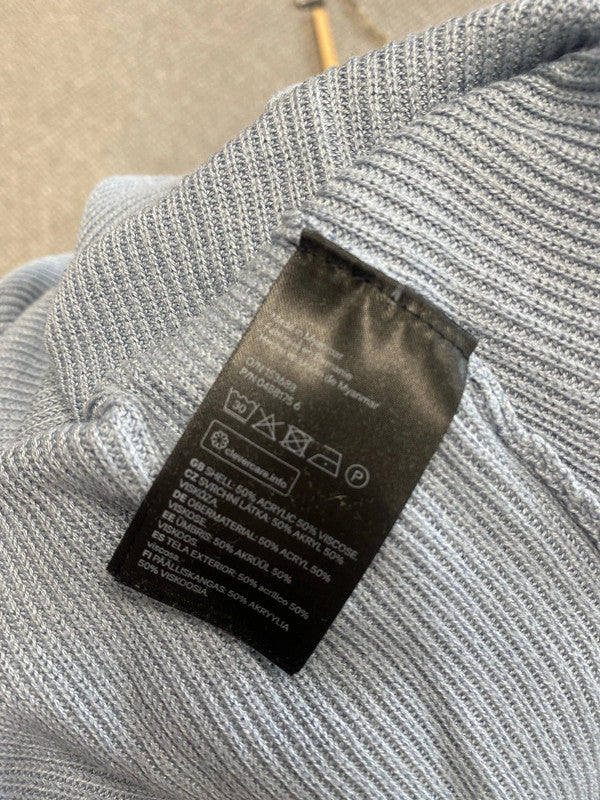 Lovely H&m blue knit v neck jumper UK L KM003