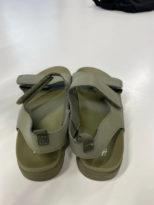 Lovely children’s H&M khaki sandals strap Velcro UK 12 KS002
