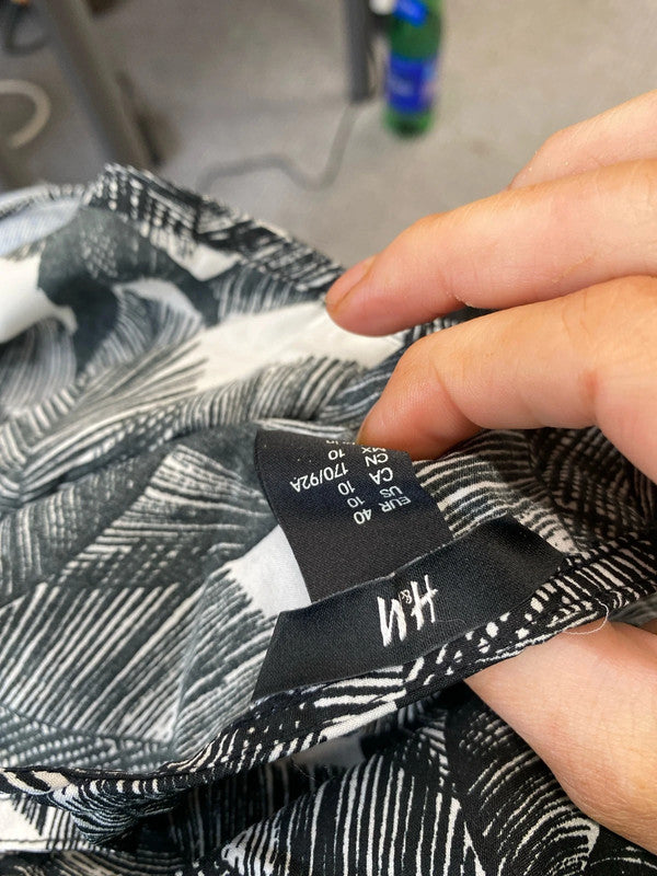 Fabulous H&M pool cover up dress palm trees monochrome Uk12 MS002