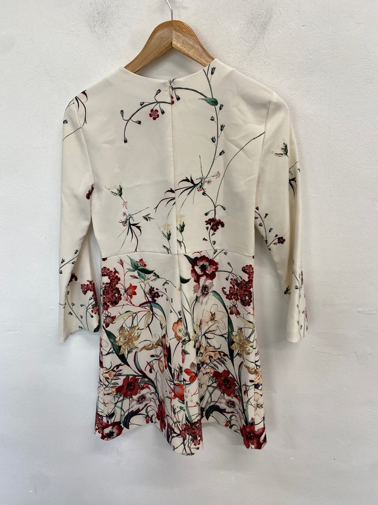 Fabulous Zara Dress M Floral Cream WLH01