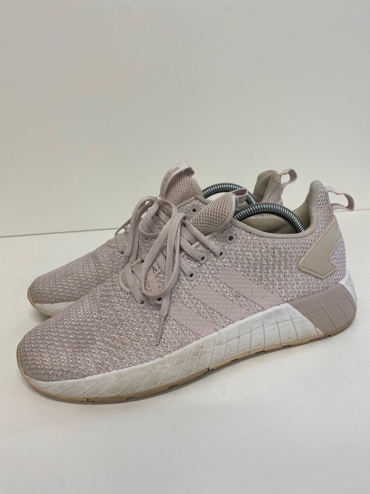 Fabulous Adidas Questar BYD Sneakers cloudfoam Orthalite UK8 Light Pink LK006