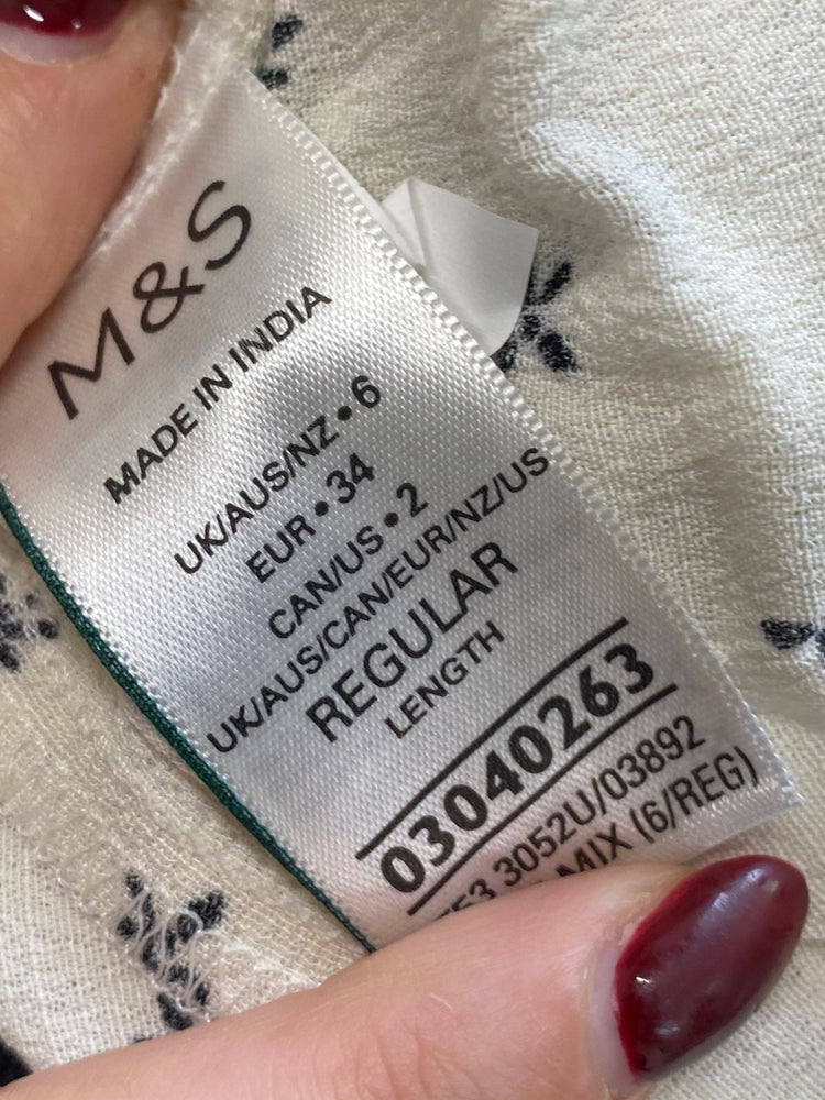 Fabulous PER UÑA Dress Uk 6 Cream with black floral pattern