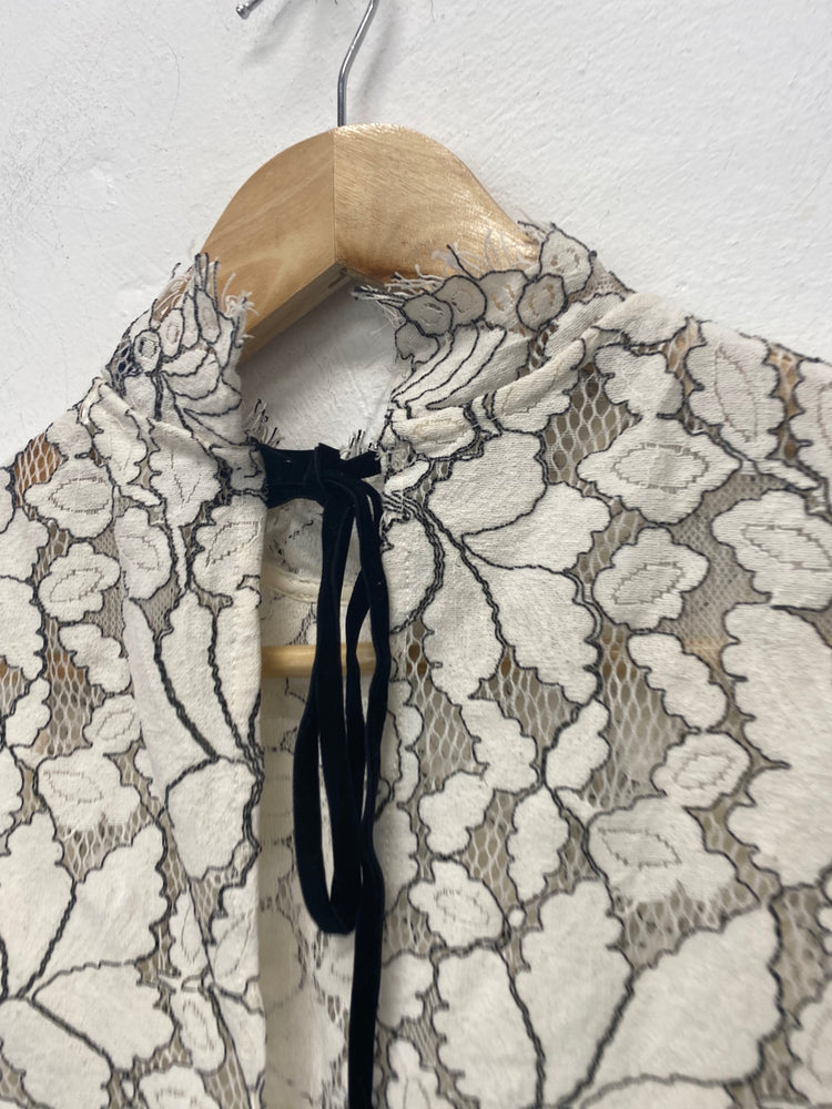 Fabulous H&M Sleeveless lace top Uk6 Ivory & black RG020