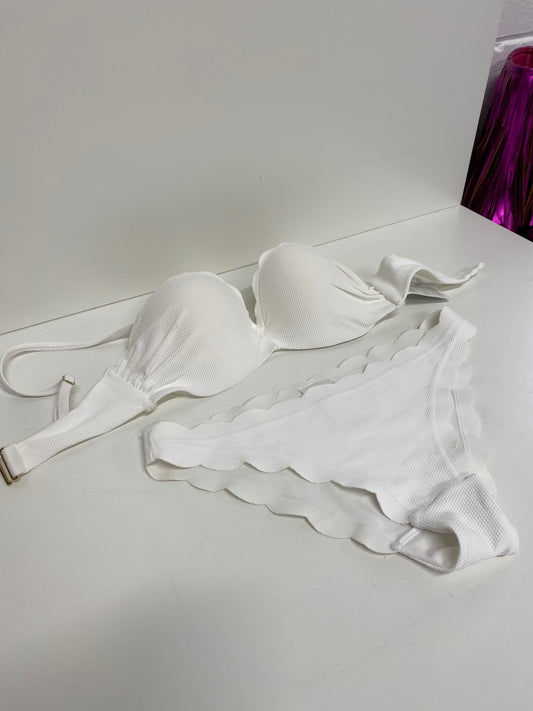 Gorgeous H&M Bikini uk8 White Cup 32C scallop edge RG020