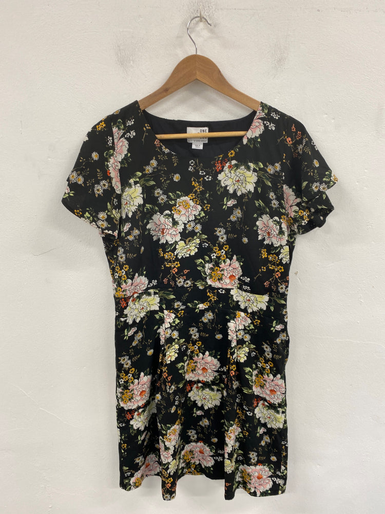Stunning Vero Moda Mini Dress XL Black Multicolour Floral Pattern KM001