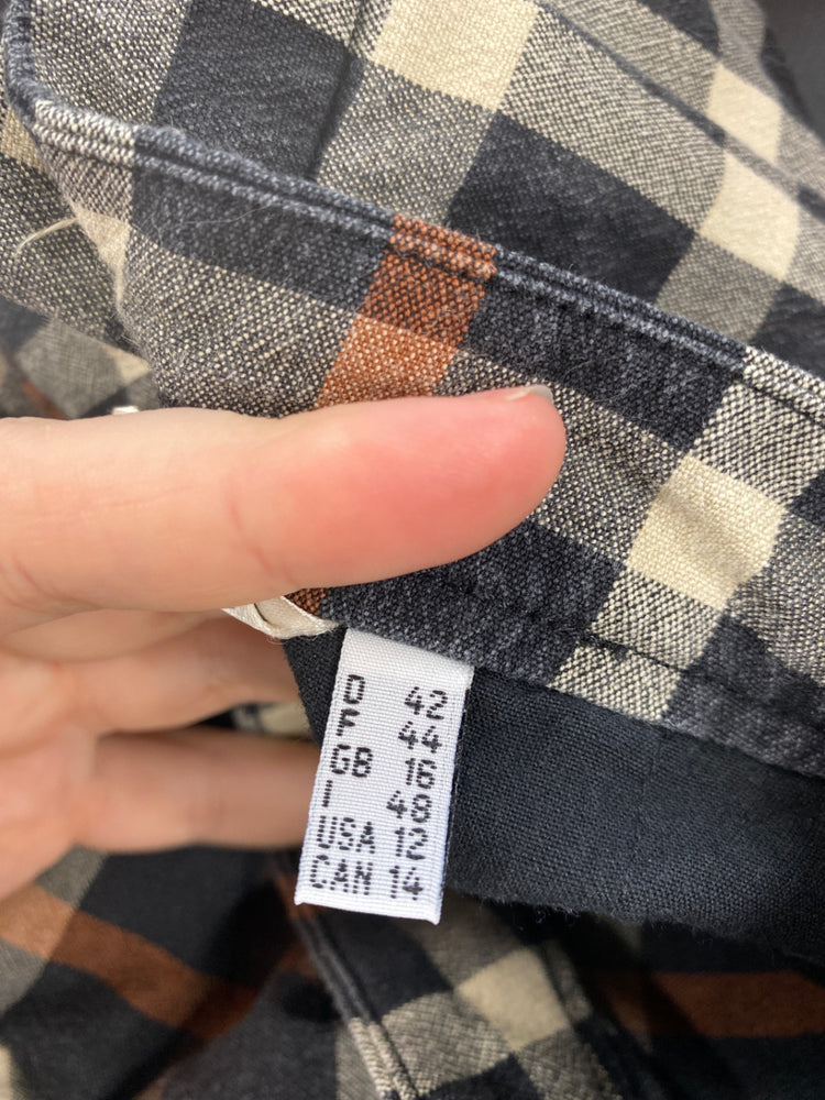 Stunning Daks London Shorts UK 16 Black & Beige Check KM001