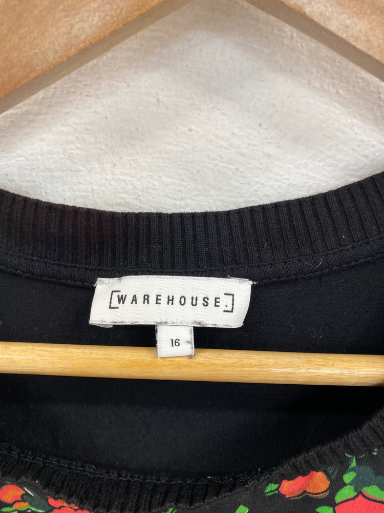 Stunning Warehouse Top UK 16 Black & Red Floral Print KM001