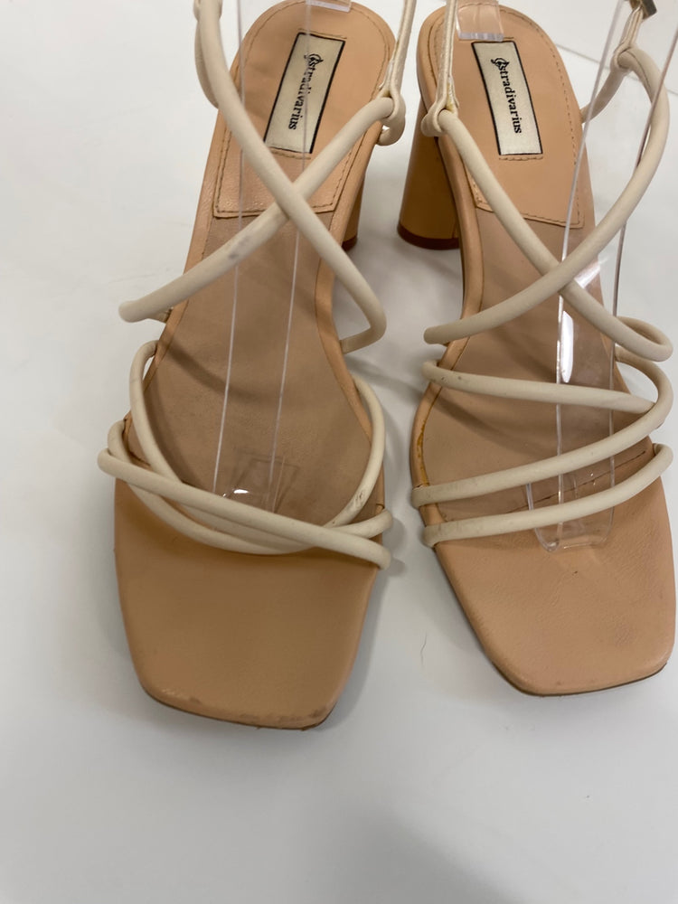 Gorgeous Stradivarius Heeled Sandals uk4 Beige Strappy CP002