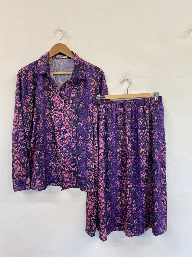 Stunning NA-KD Outfit Co-ord L-XL Purple Reptile Print KM001