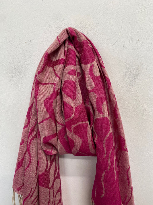 Stunning Pashmima Scarf One Size Pink and beige pattern KM001