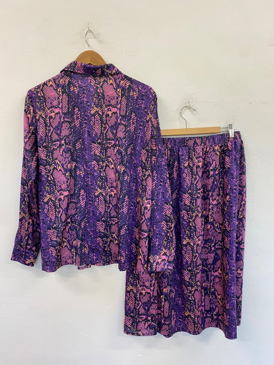 Stunning NA-KD Outfit Co-ord L-XL Purple Reptile Print KM001