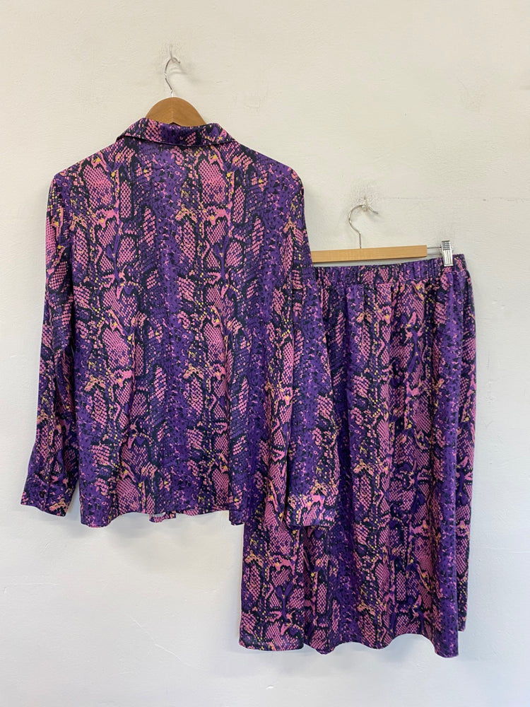 Stunning NA-KD Outfit Co-ord L-XL Purple Reptile Print KM001