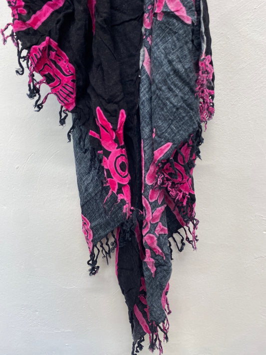 Stunning no brand Scarf One size Black, Pink, sun pattern KM001