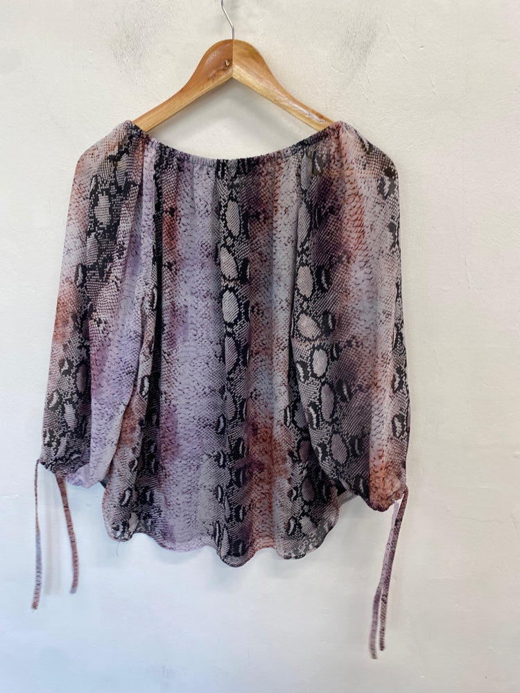 Stunning Mint Velvet Blouse UK 8 Purple snake print off shoulder blouse AM011